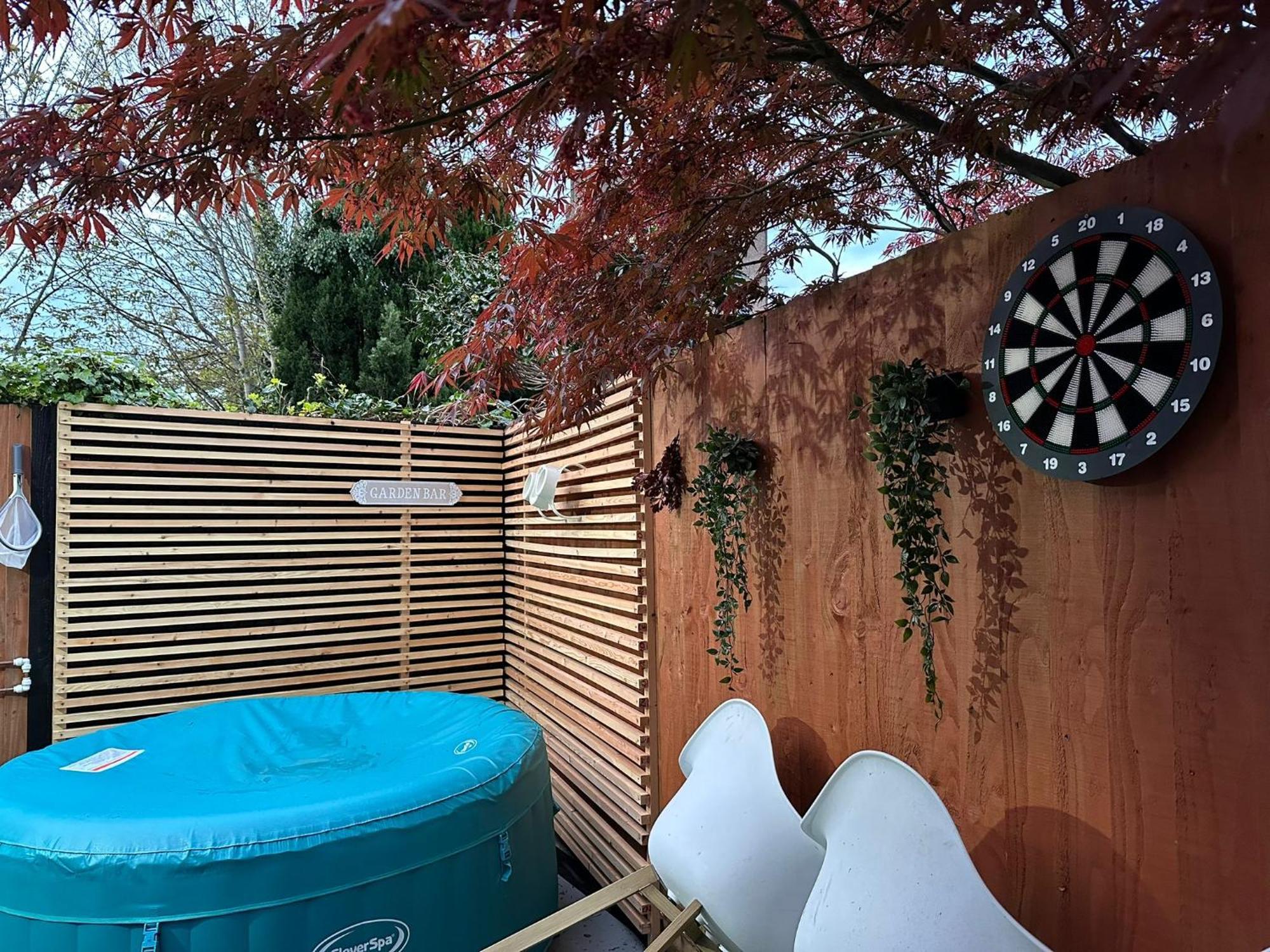 1 Bedroom Apartment With Hot Tub In Кардіфф Екстер'єр фото